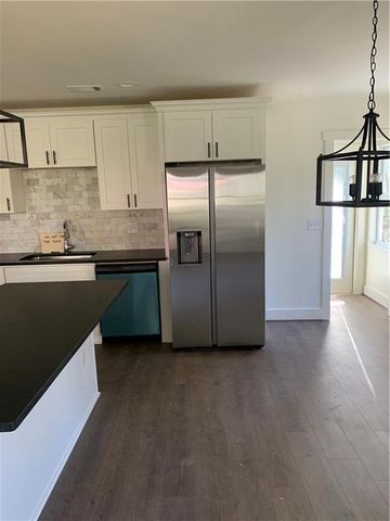 2020 North Avenue NW, Atlanta, GA 30318