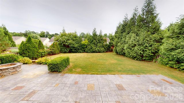 1310 Middlecrest Drive NW, Concord, NC 28027