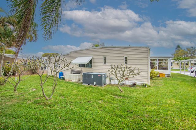 293 NE Moonstone Drive, Jensen Beach, FL 34957