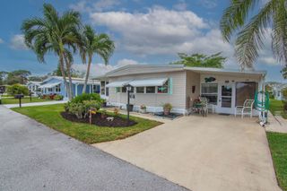 293 NE Moonstone Drive, Jensen Beach, FL 34957