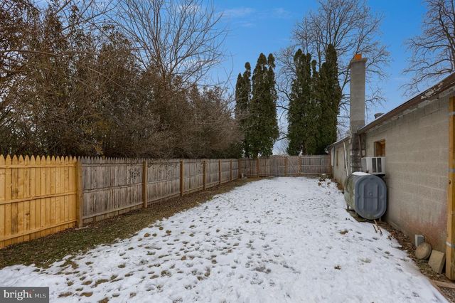 26 S 6TH AVE, Lebanon, PA 17042