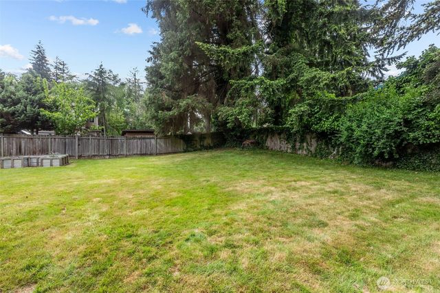 2015 104th Street SW, Everett, WA 98204