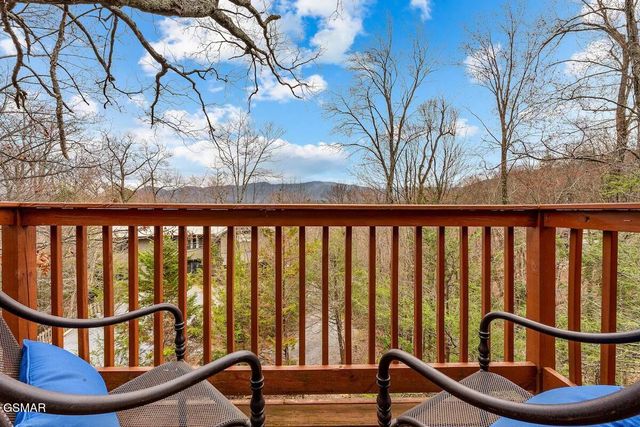 924 Stans Court, Gatlinburg, TN 37738