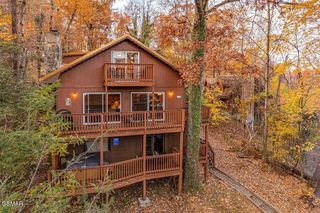 924 Stans Court, Gatlinburg, TN 37738