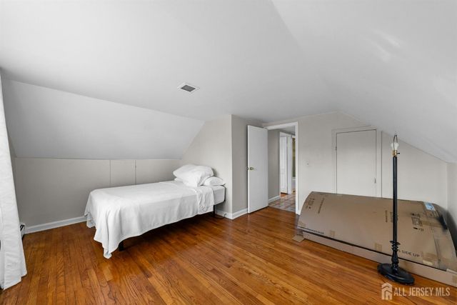 973 Ellis Parkway, Edison, NJ 08820