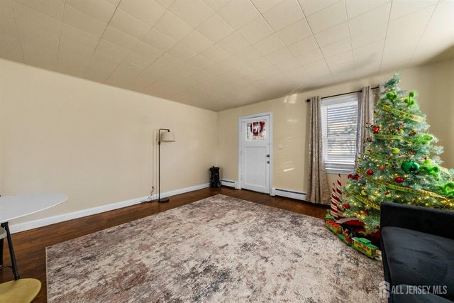 973 Ellis Parkway, Edison, NJ 08820