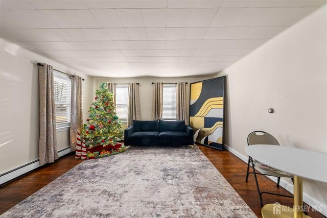 973 Ellis Parkway, Edison, NJ 08820