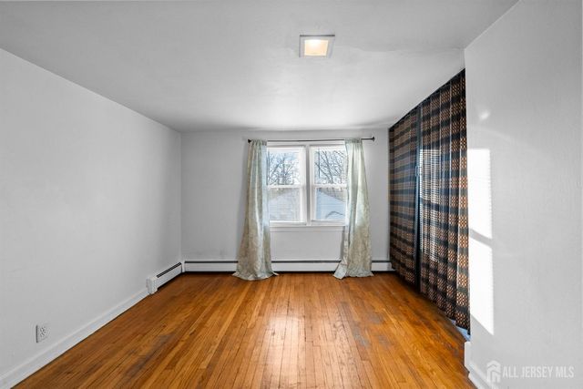 973 Ellis Parkway, Edison, NJ 08820