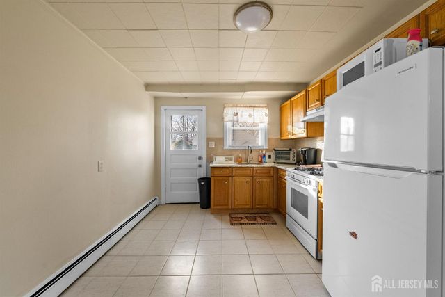 973 Ellis Parkway, Edison, NJ 08820