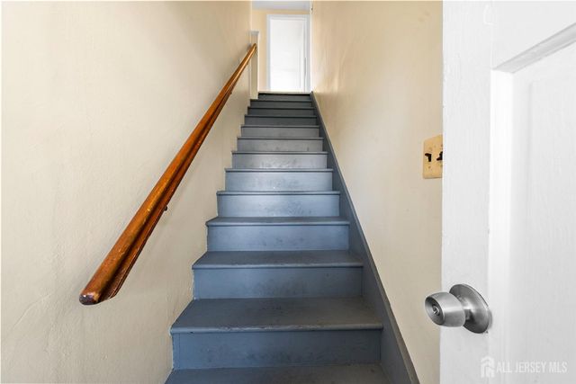 973 Ellis Parkway, Edison, NJ 08820