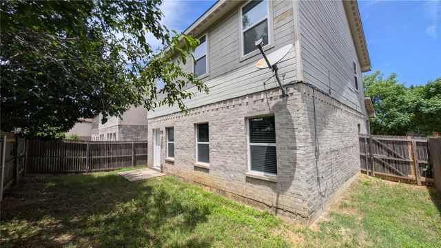 9918 Ironhorse Drive, Dallas, TX 75227