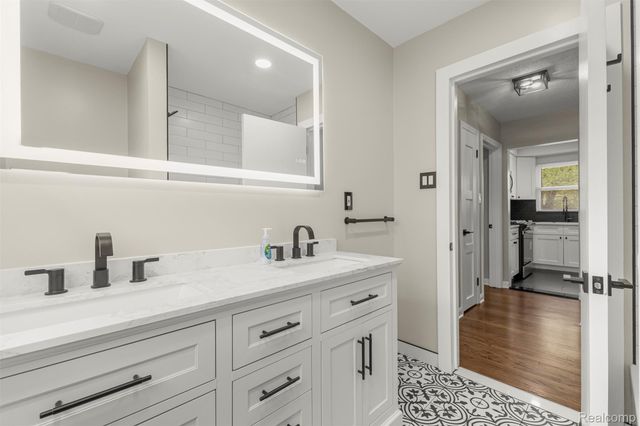 2515 21st Street, Wyandotte, MI 48192