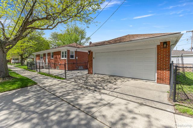 2515 21st Street, Wyandotte, MI 48192
