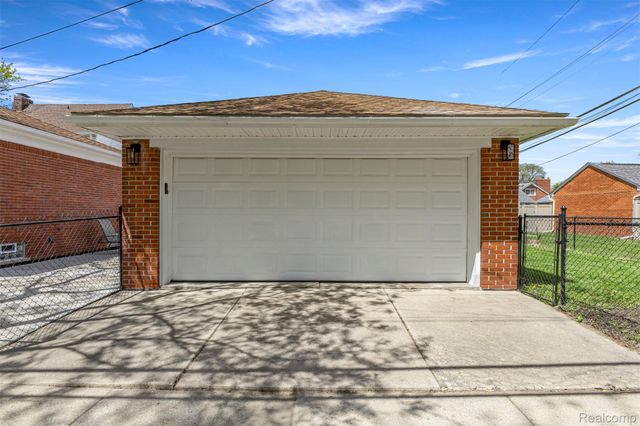 2515 21st Street, Wyandotte, MI 48192