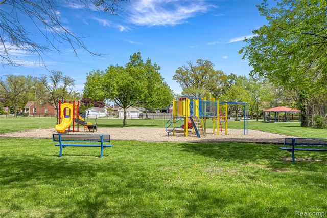 2515 21st Street, Wyandotte, MI 48192
