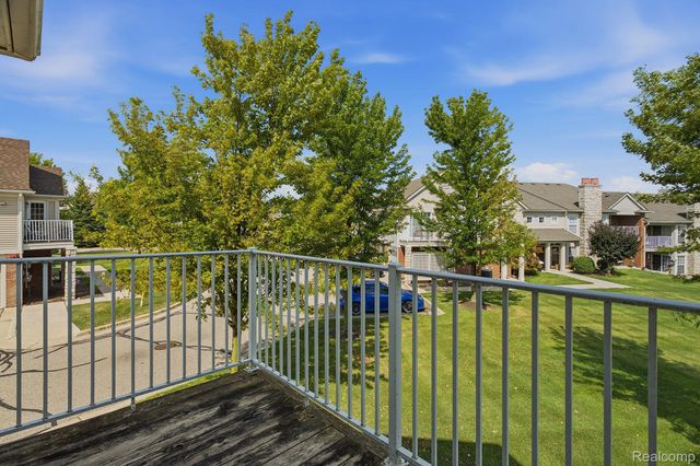 21856 Hartford Way, Macomb Township, MI 48042