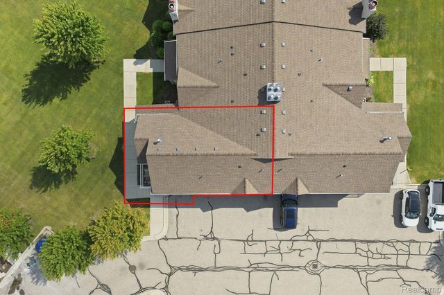 21856 Hartford Way, Macomb Township, MI 48042