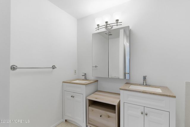 280 Fairfield Place, Morganville, NJ 07751