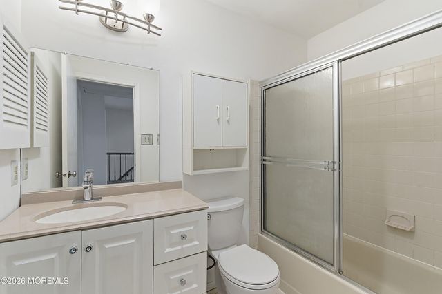 280 Fairfield Place, Morganville, NJ 07751