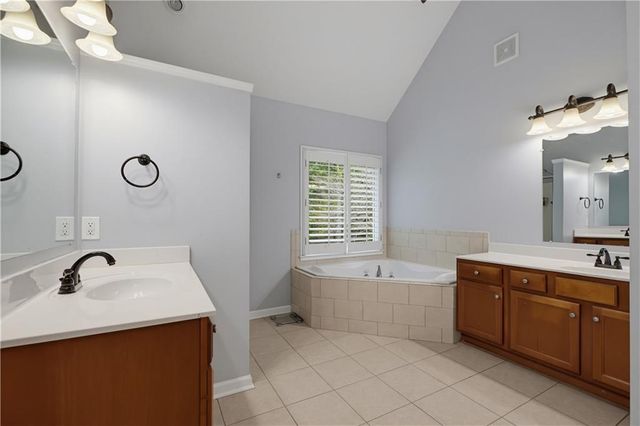 330 Walnut Hills Crossing, Canton, GA 30114