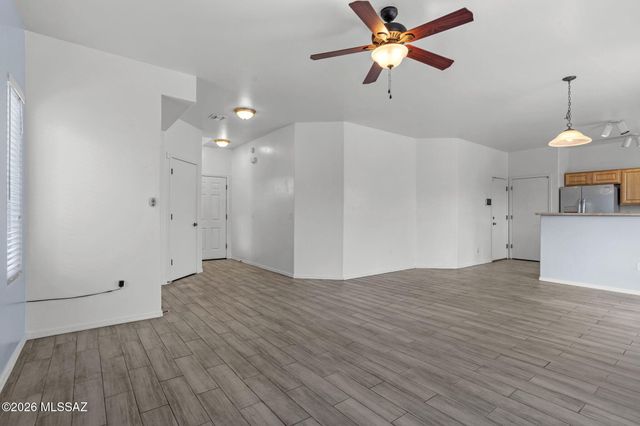 6899 S Camino De La Humanidad, Tucson, AZ 85756