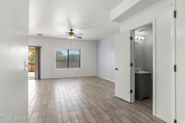 6899 S Camino De La Humanidad, Tucson, AZ 85756