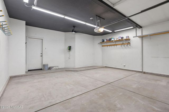 6899 S Camino De La Humanidad, Tucson, AZ 85756