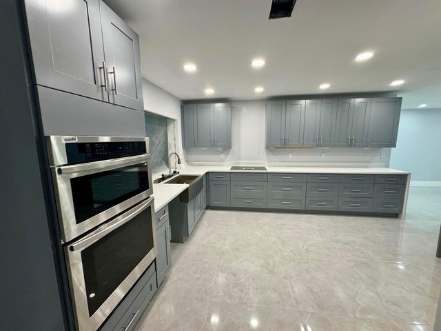 7441 SW 19TH Street, Plantation, FL 33317