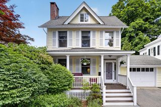16 Chestnut Street, Cold Spring, NY 10516
