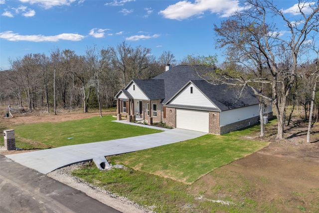 424 Private Road 5440 Drive, Point, TX 75472