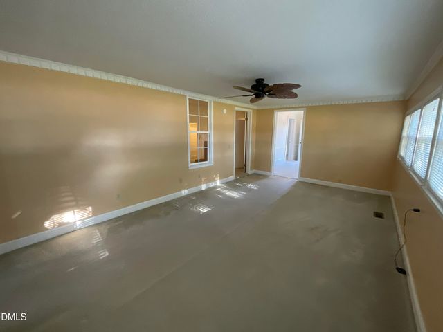 5898 Old Us Highway 421, Lillington, NC 27546