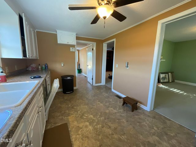 5898 Old Us Highway 421, Lillington, NC 27546