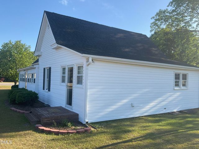 5898 Old Us Highway 421, Lillington, NC 27546