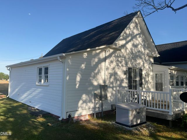 5898 Old Us Highway 421, Lillington, NC 27546
