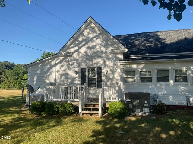 5898 Old Us Highway 421, Lillington, NC 27546