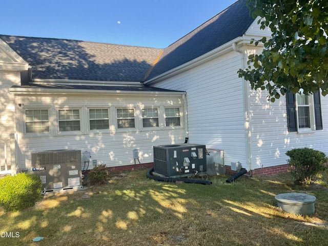5898 Old Us Highway 421, Lillington, NC 27546