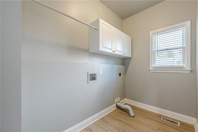 1903 Flat Creek Court NW, Acworth, GA 30101