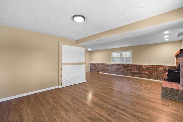 3252 Idlewild Road, Burlington, KY 41005