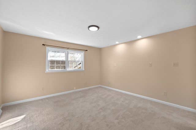 3252 Idlewild Road, Burlington, KY 41005