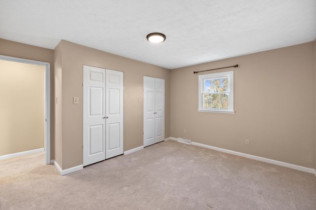 3252 Idlewild Road, Burlington, KY 41005