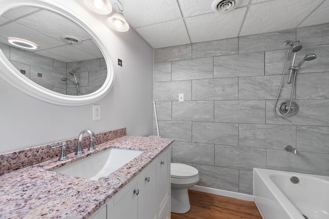 3252 Idlewild Road, Burlington, KY 41005