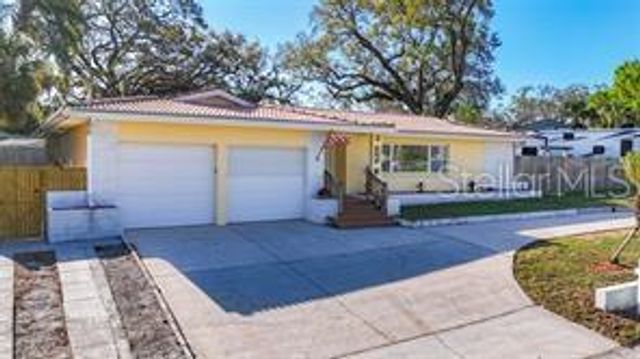 1201 KAPOK KOVE CIRCLE, Clearwater, FL 33759