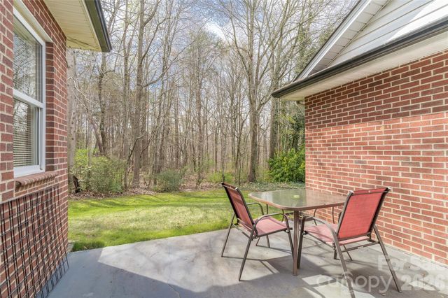 3846 Azalea Trail, Denver, NC 28037