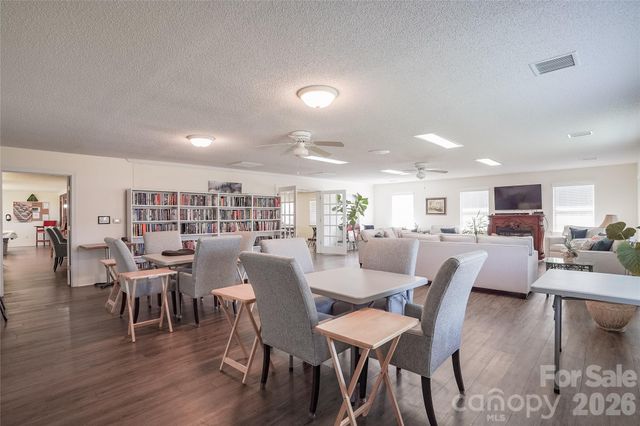 3846 Azalea Trail, Denver, NC 28037