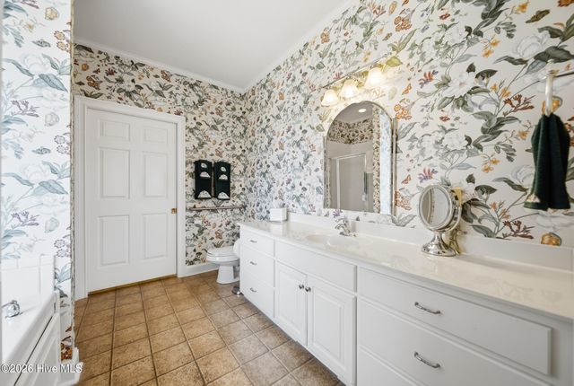 416 Huntington Woods Drive N, Lenoir, NC 28645