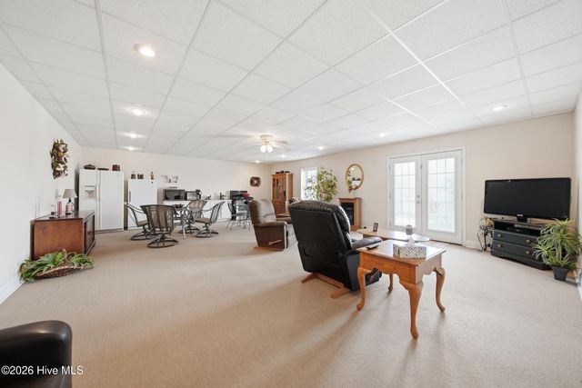 416 Huntington Woods Drive N, Lenoir, NC 28645