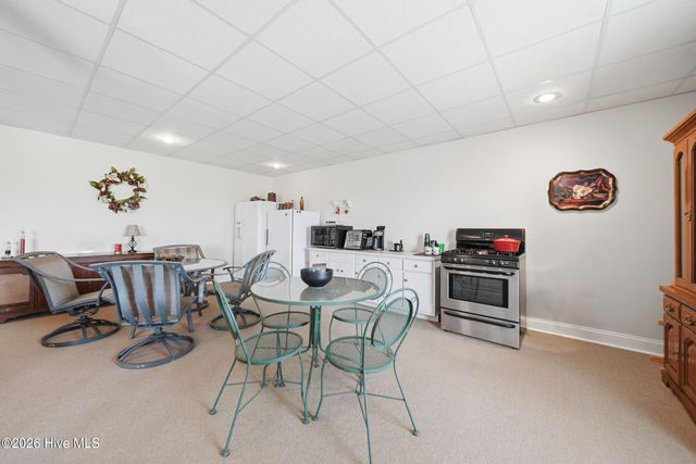 416 Huntington Woods Drive N, Lenoir, NC 28645