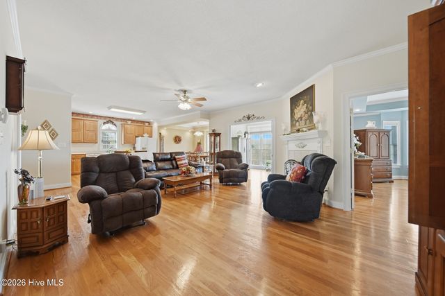 416 Huntington Woods Drive N, Lenoir, NC 28645