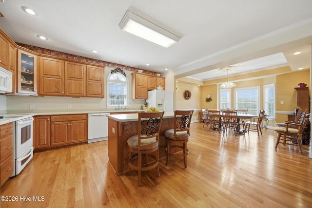416 Huntington Woods Drive N, Lenoir, NC 28645