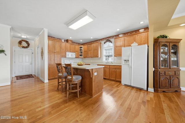 416 Huntington Woods Drive N, Lenoir, NC 28645